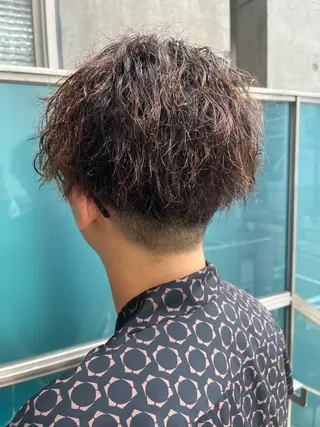 ショート カラー パーマ ヘアアレンジ メンズ キッズ ネイル マツエク・マツパ アイブロウ 久木原 ゆりのヘアスタイル