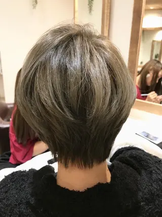 ショート カラー ショート×カラー 🦊堀米早紀【荻窪】のマツエク・マツパデザイン