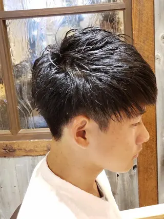 ショート メンズ 槌本 健成のヘアスタイル