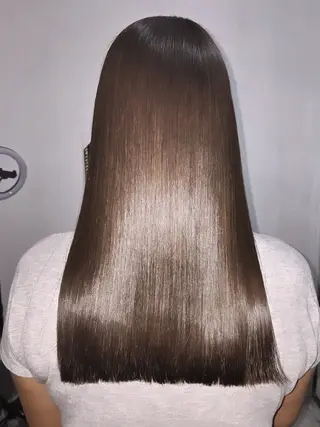 ロング 艶髪⭐️白髪ぼかし ⭐️田玉裕樹のヘアスタイル