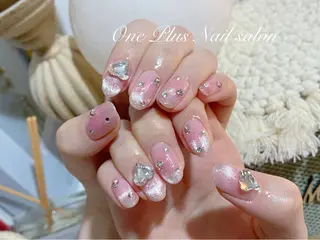 ネイル One Plus Nail Salonのネイルデザイン