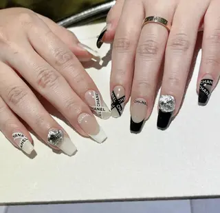 ネイル Queens ciciのネイルデザイン