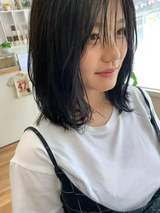 ミディアム カラー hair &make EPICRUMIのヘアスタイル
