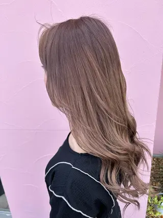 ロング カラー レイヤー/ブリーチ/ 渋谷/ルル🌿のヘアスタイル