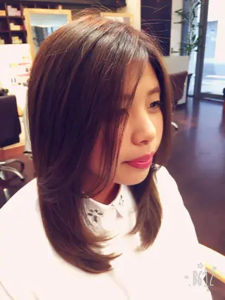 ミディアム セミロング 前之園 ひかるのヘアスタイル