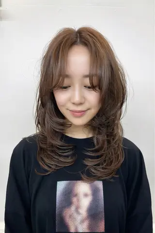 セミロング 似合わせ💖トレンド ✨TAKAMI😊のヘアスタイル