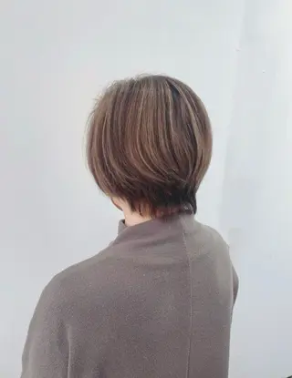 ショート カラー ルプラボウ/ 聖花/透明感カラーのヘアスタイル