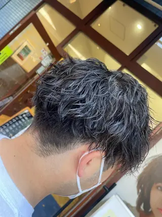 ショート パーマ メンズ 金森 斗夢のヘアスタイル