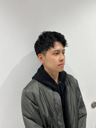パーマ メンズ ダブルカラー 🩷Rio🩷のヘアスタイル