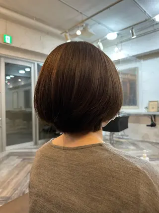 ショート カラー 庭山 理沙のヘアスタイル