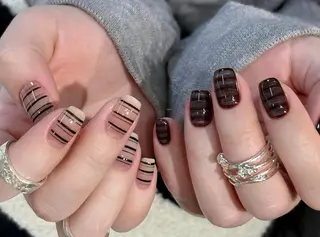 ネイル Pure&Rich Nailのネイルデザイン