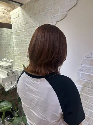 ミディアム カラー 赤星 さえのヘアスタイル