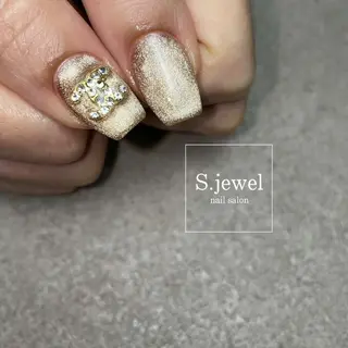 ネイル S. JEWELのネイルデザイン