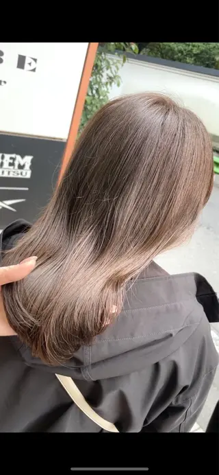 ミディアム カラー ご新規様限定 透明感カラーKANAのヘアスタイル