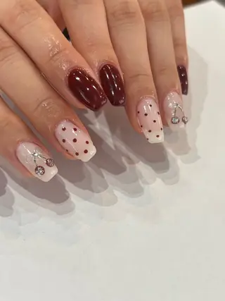 ネイル scré as Ételのネイルデザイン