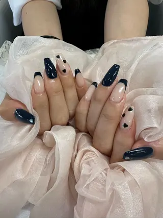 ネイル AOAQUA SHIORIのネイルデザイン