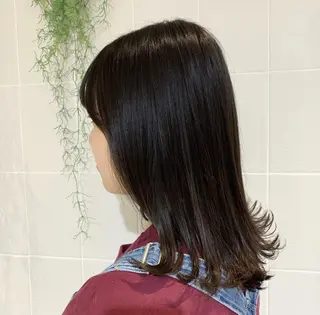 ミディアム やざき ちかのヘアスタイル