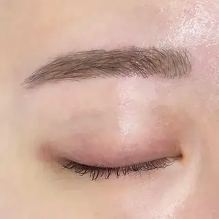 アイブロウ 坂田 りおのマツエク・マツパデザイン