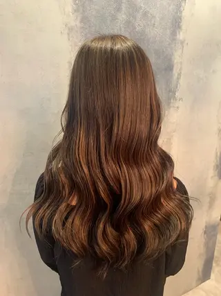 ロング LOARK HAIR 市川笑瑠のヘアスタイル