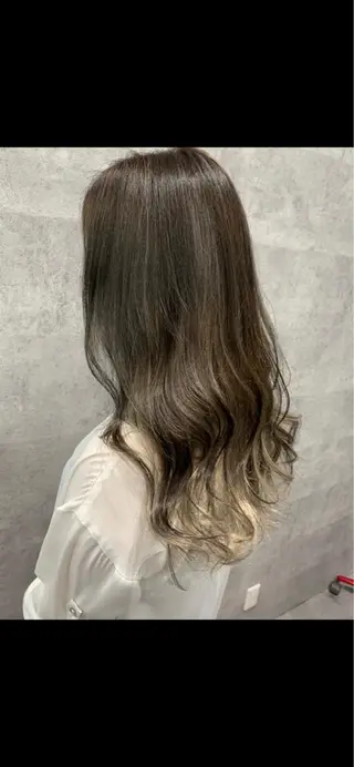 ロング 酸性ストレート 髪質改善のヘアスタイル