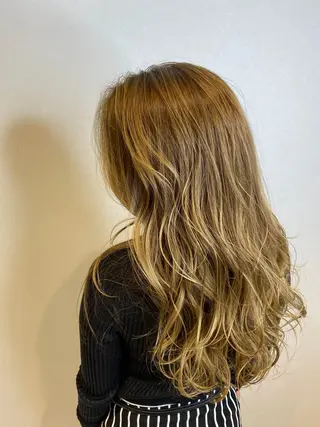 ロング カラー ヘアアレンジ 飯田 祥哉のヘアスタイル