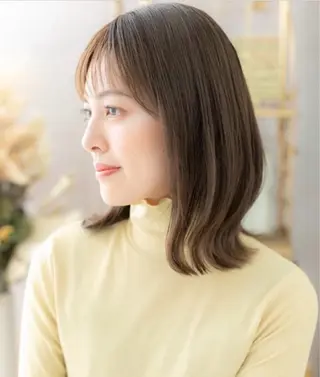 ミディアム 松山 彩香のヘアスタイル