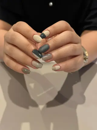 ショート カラー パーマ ヘアアレンジ メンズ キッズ ネイル マツエク・マツパ アイブロウ ar. harajukuのネイルデザイン