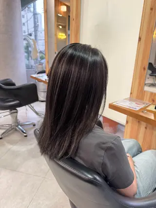 セミロング カラー ヘアアレンジ 佐々木  まゆかのヘアスタイル