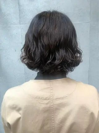 ミディアム パーマ コテ巻き風パーマ✨ かつみのヘアスタイル