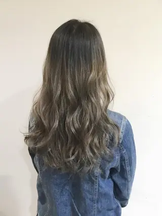 ロング カラー 🌿‬ ܸAir 透明感🌱西村知佳のヘアスタイル