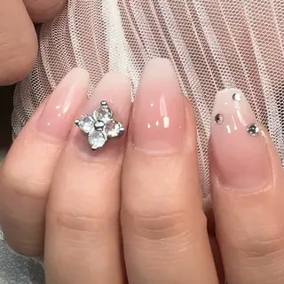 ネイル nailsalon urümのネイルデザイン