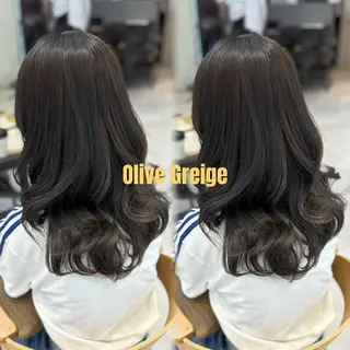 セミロング view NAGOYA所属・あゆ/縮毛 矯正/透明感カラーのヘアスタイル