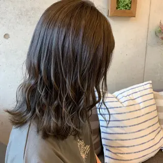 セミロング カラー 褒められブリーチ💗 透明感カラー/Saeのヘアスタイル