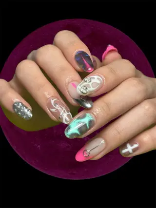 ネイル 個性派NANA ネイルのネイルデザイン