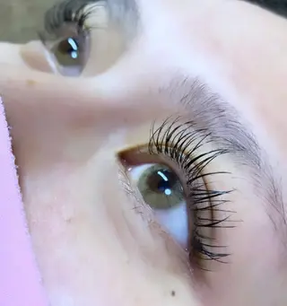 マツエク・マツパ 千葉駅☆深夜0時 最新LEDのマツエク・マツパデザイン