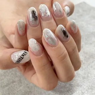 ネイル 東 千夏のネイルデザイン