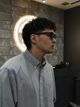 ショート パーマ メンズ トミヤマ シュウトのヘアスタイル