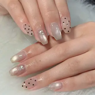 ネイル LAVISH nanamiのネイルデザイン