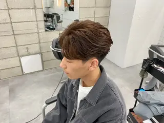 メンズ メンズパーマ外屋敷 航のヘアスタイル