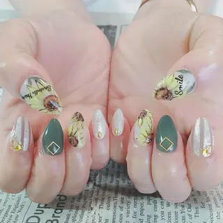 ネイル 森山 舞のネイルデザイン