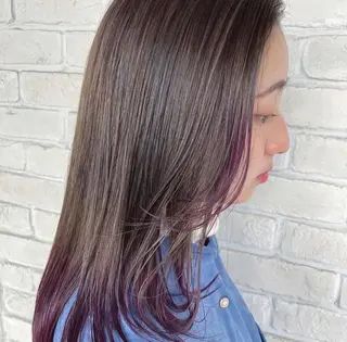 セミロング あやかショート 白髪ぼかしのヘアスタイル