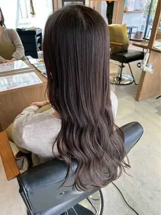 カラー 🎀FERlA池田店 永谷日和🎀のヘアスタイル