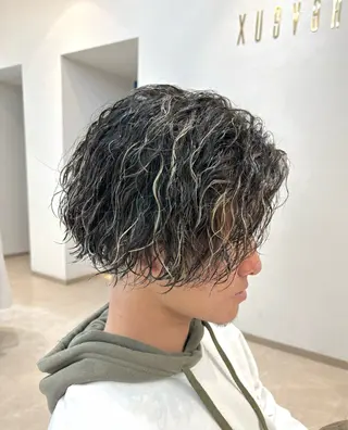ショート カラー パーマ メンズ 小林 優太　メンズパーマ✨のヘアスタイル