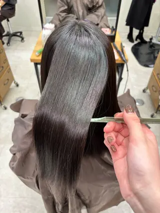 セミロング パーマ 垢抜け小顔レイヤー オリーブ/スミレのヘアスタイル