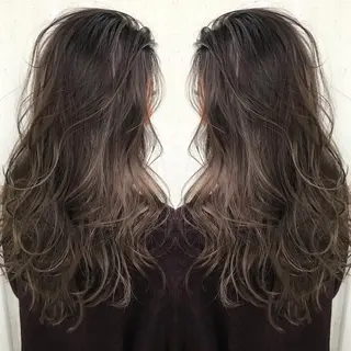 ロング カラー ヘアアレンジ ネイル 井坂 弘人のヘアスタイル