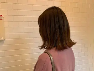 ミディアム yadori tomoyoのヘアスタイル