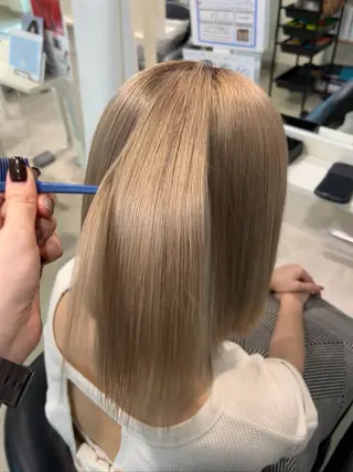 カラー イロアイヘアー Renのヘアスタイル