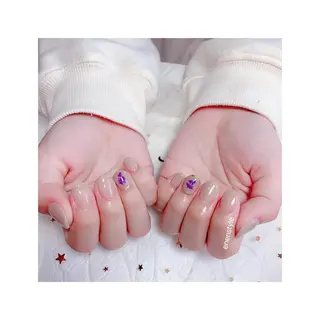 ショート ネイル 👑enen style👑のネイルデザイン