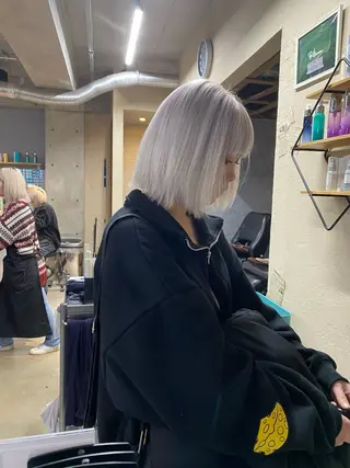 ショート カラー ブリーチムラ修正 /ハイトーン/青砥大のヘアスタイル
