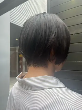 ショート 長南 やよいのヘアスタイル